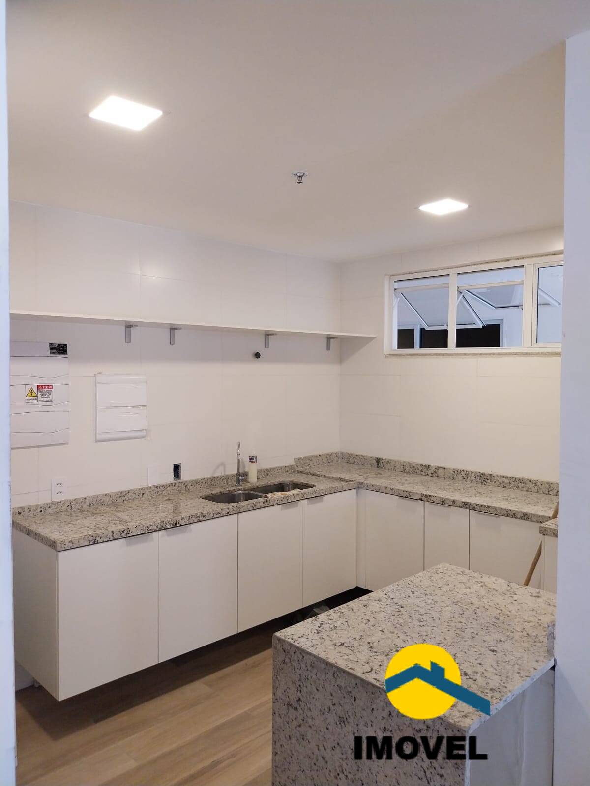 Apartamento à venda com 2 quartos, 63m² - Foto 39