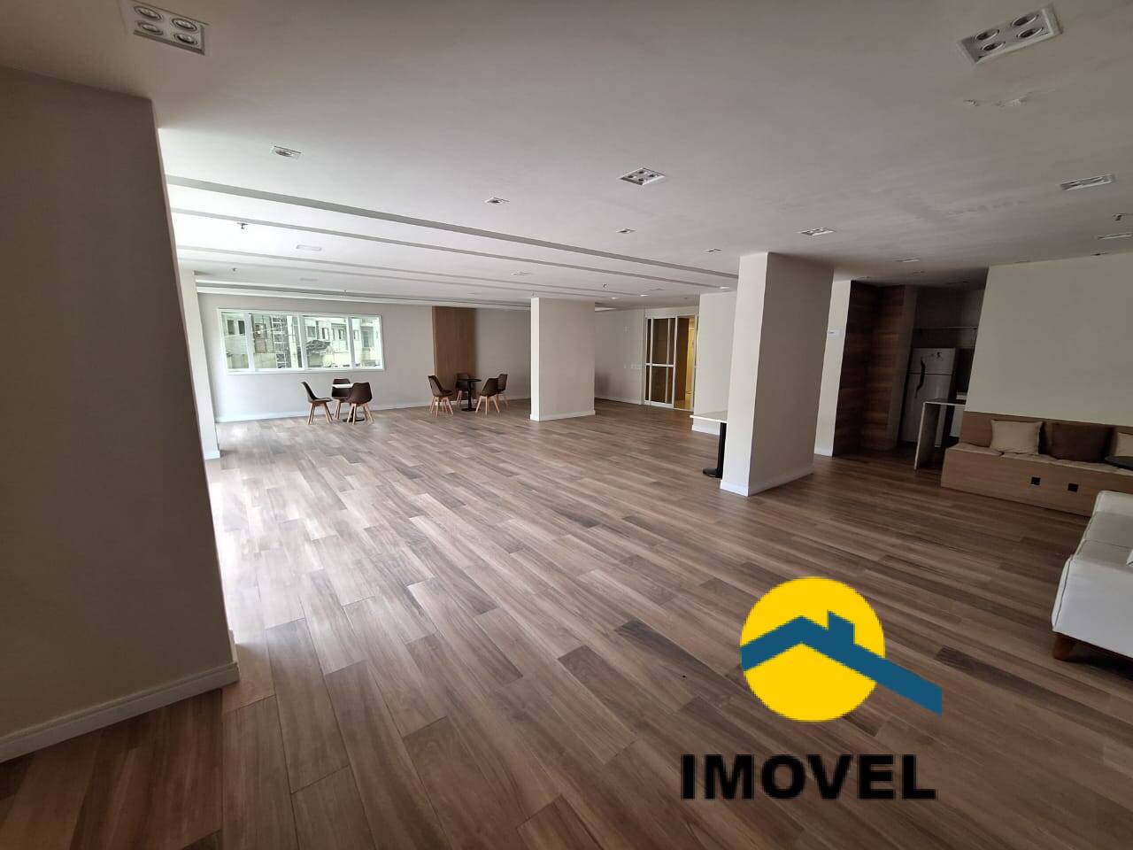 Apartamento à venda com 2 quartos, 63m² - Foto 43