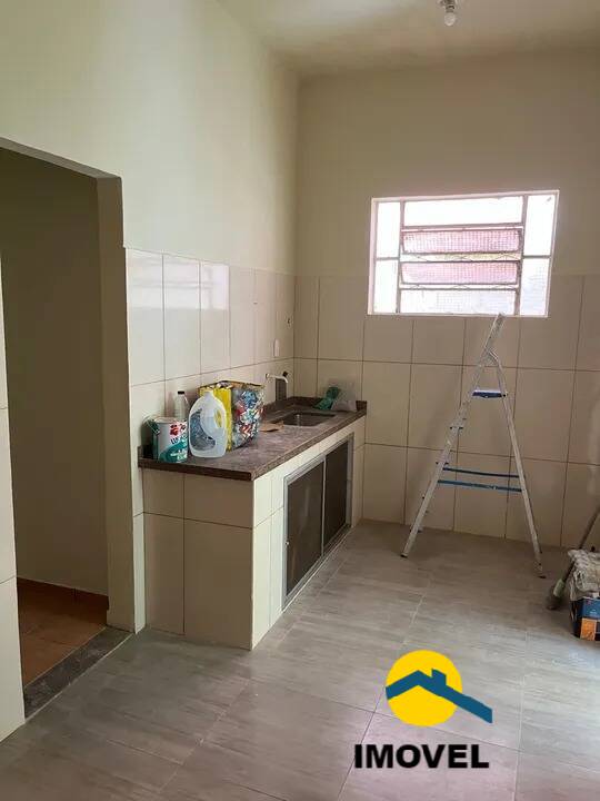 Casa à venda com 3 quartos, 200m² - Foto 7