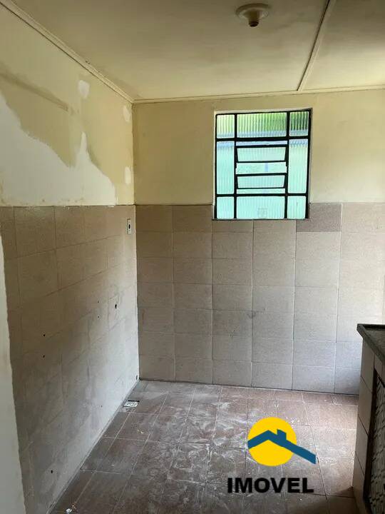 Casa à venda com 3 quartos, 200m² - Foto 9