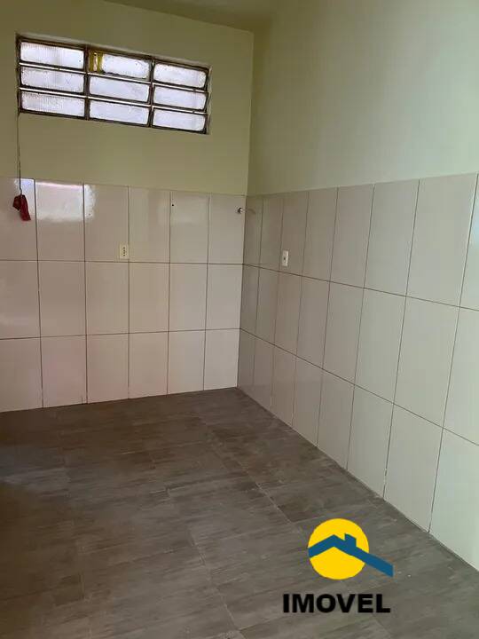 Casa à venda com 3 quartos, 200m² - Foto 6