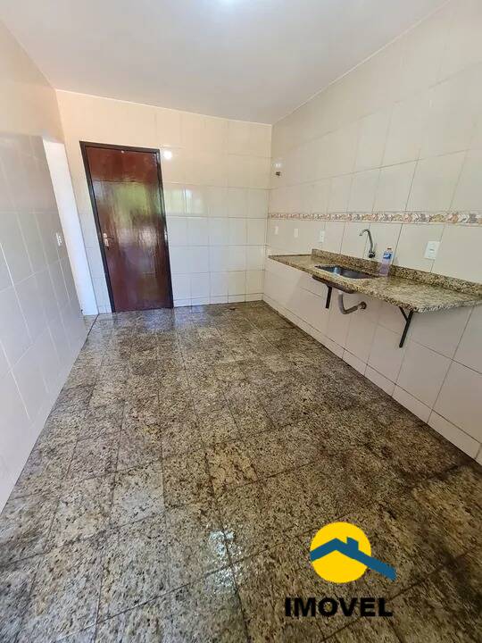 Casa à venda com 2 quartos, 84m² - Foto 4