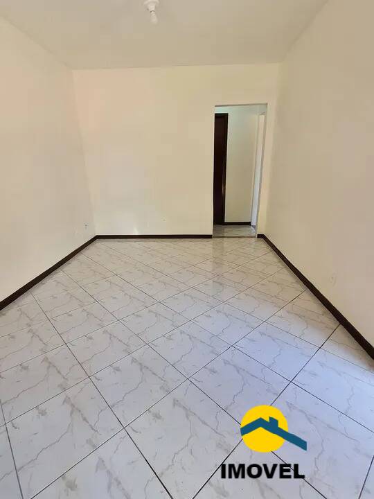 Casa à venda com 2 quartos, 84m² - Foto 3