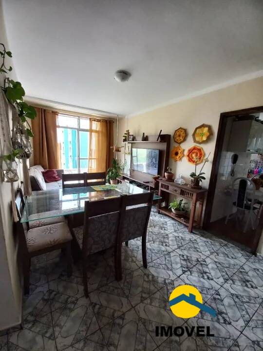 Apartamento à venda com 2 quartos, 100m² - Foto 1