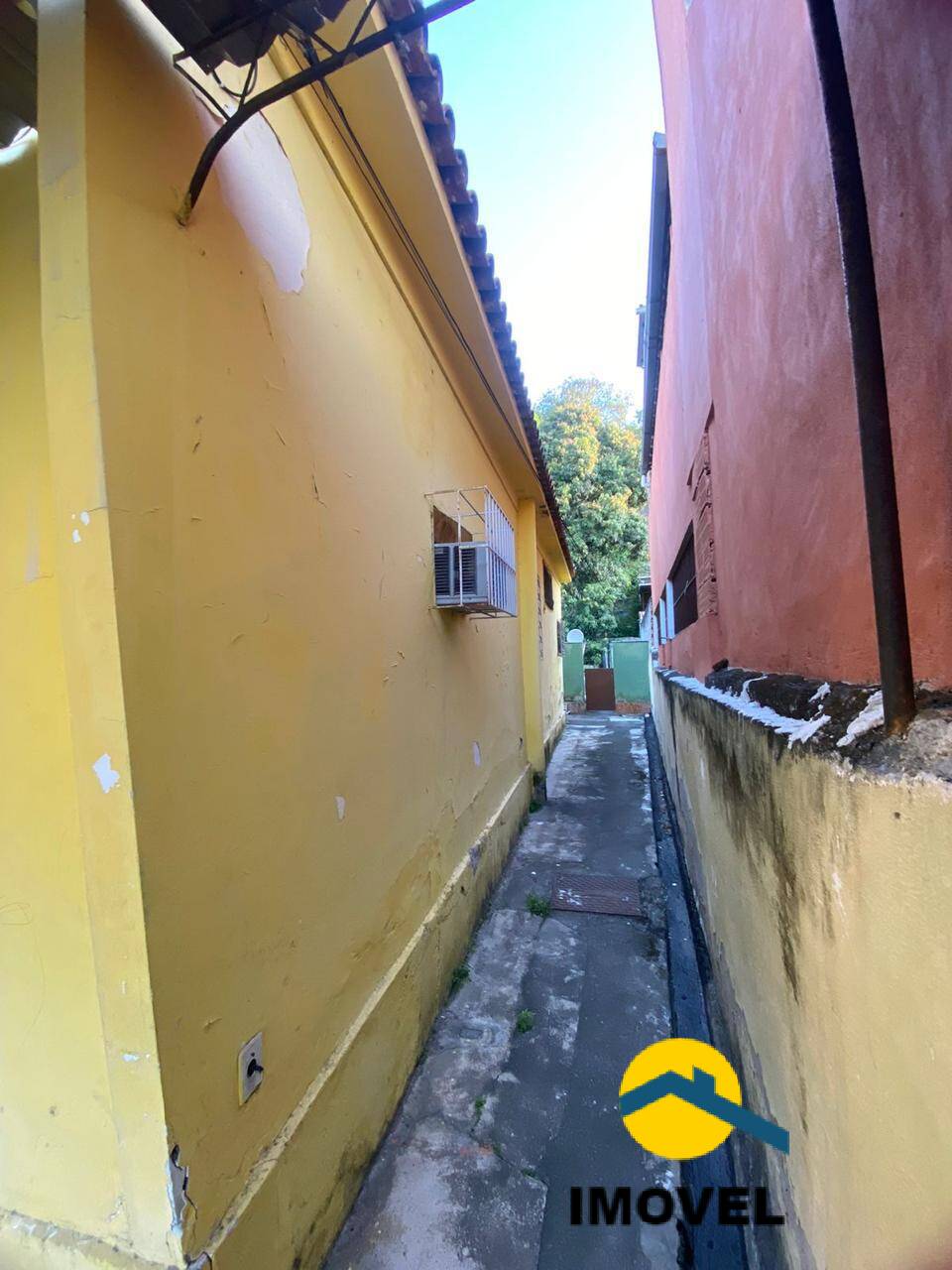 Casa à venda com 3 quartos, 200m² - Foto 13