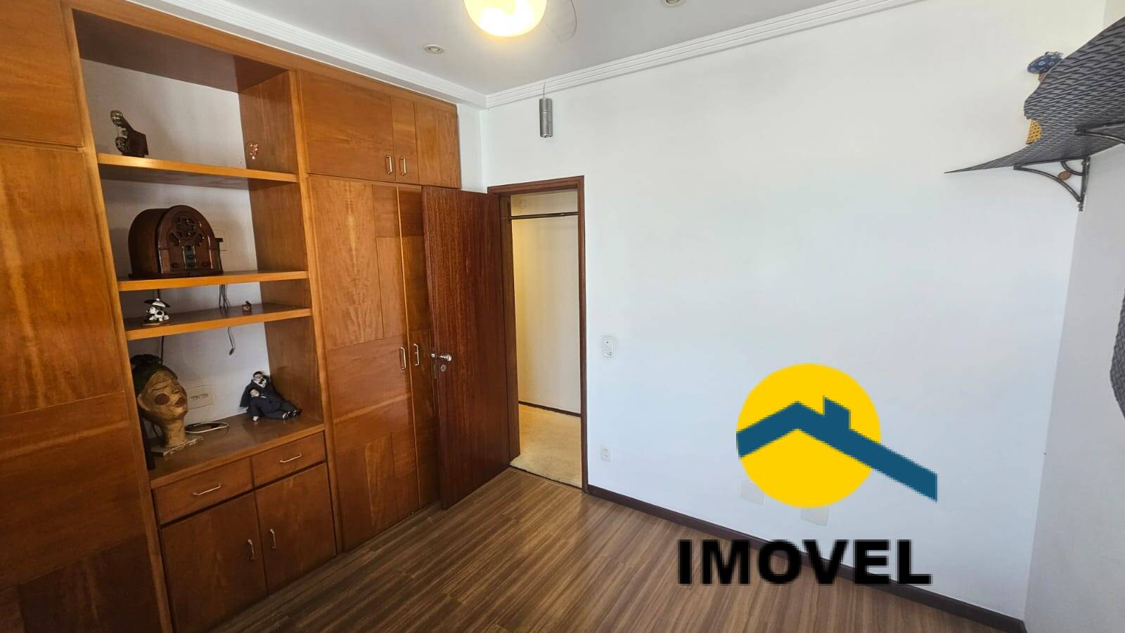 Apartamento à venda com 4 quartos, 250m² - Foto 18