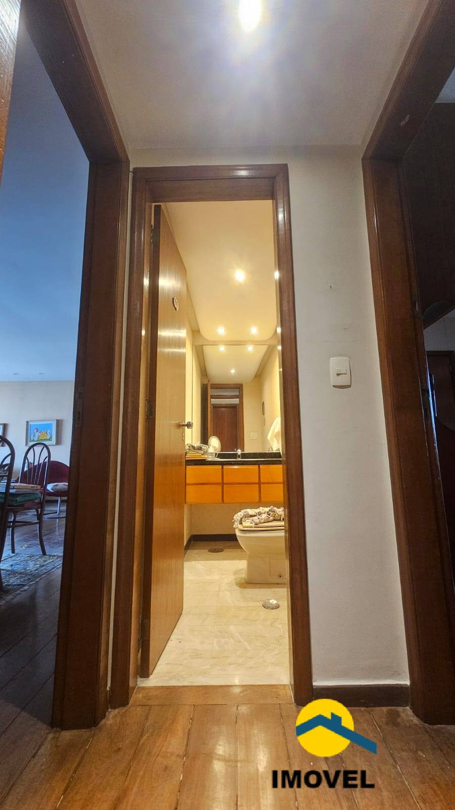 Apartamento à venda com 4 quartos, 250m² - Foto 9