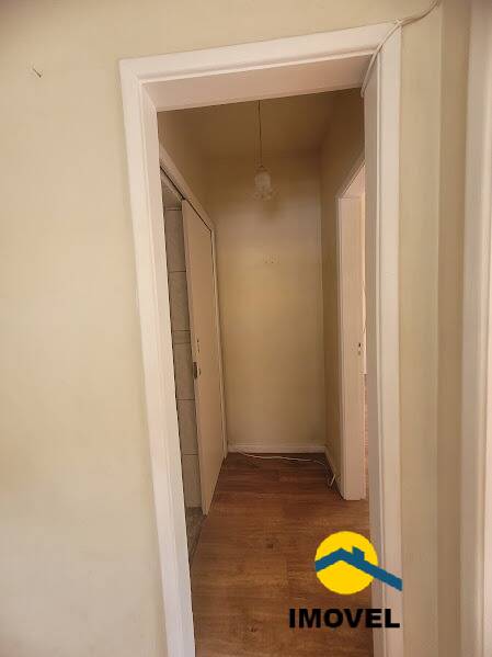 Apartamento à venda com 3 quartos, 100m² - Foto 4