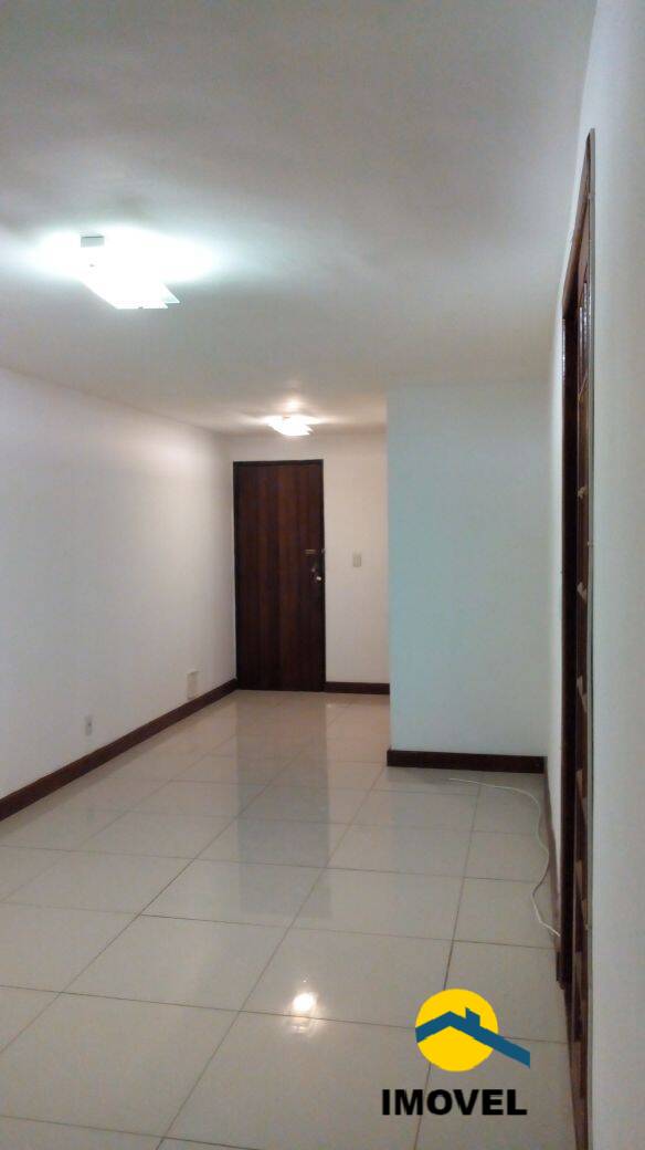 Apartamento à venda com 2 quartos, 60m² - Foto 3