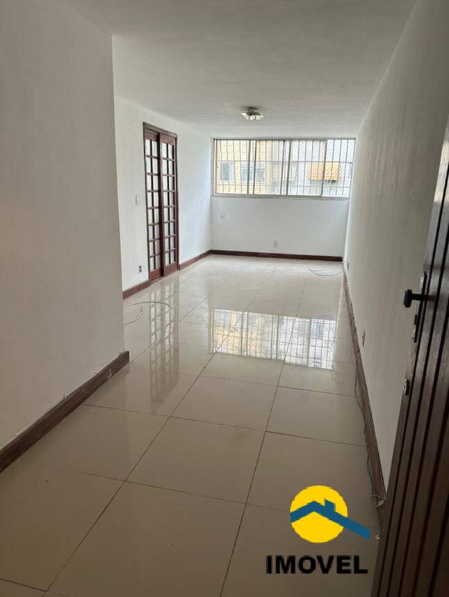 Apartamento à venda com 2 quartos, 60m² - Foto 18