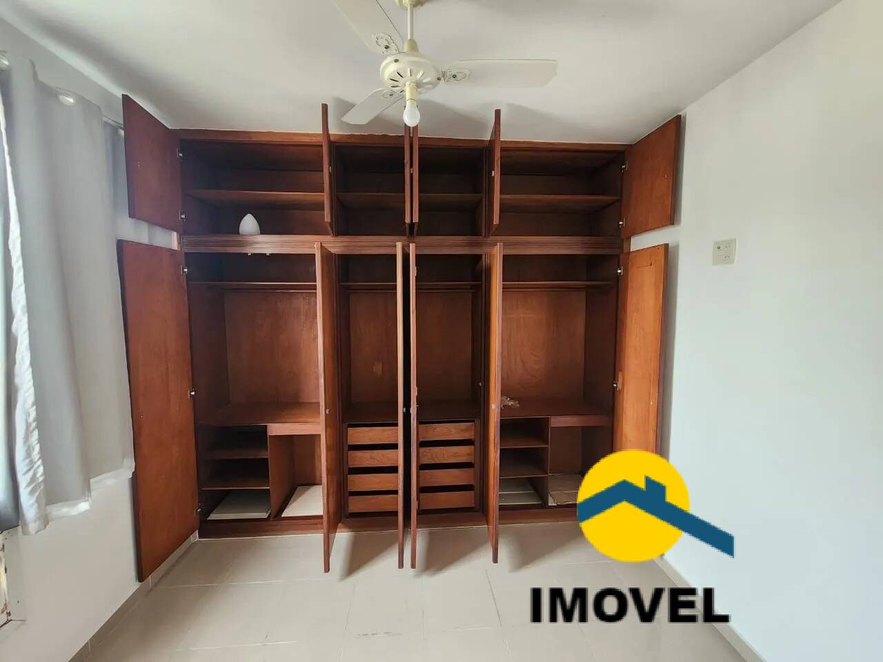 Apartamento à venda com 1 quarto, 50m² - Foto 3