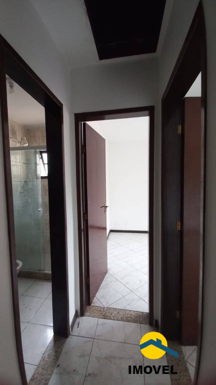 Casa à venda com 2 quartos, 84m² - Foto 14