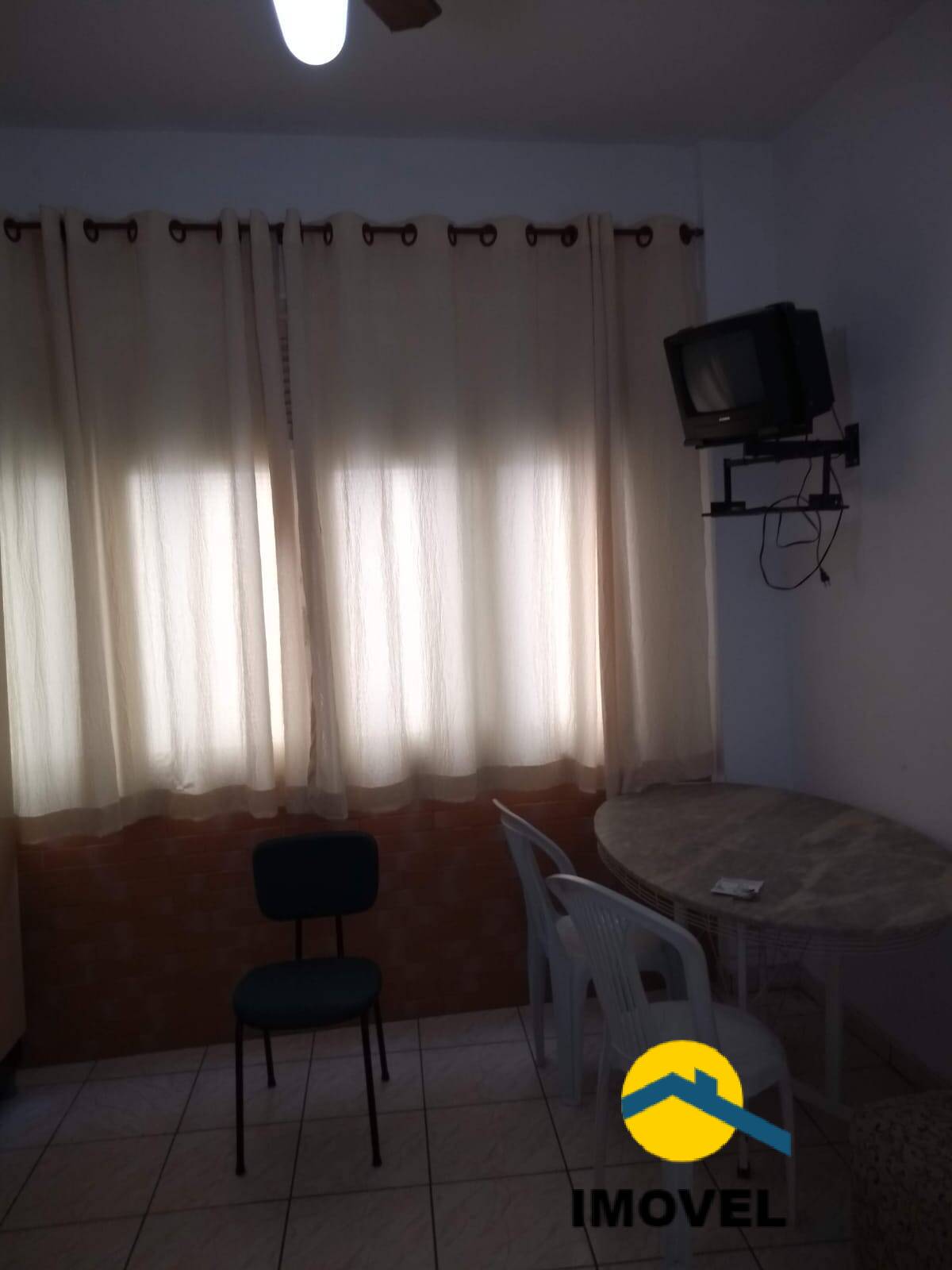 Apartamento à venda com 1 quarto, 24m² - Foto 1