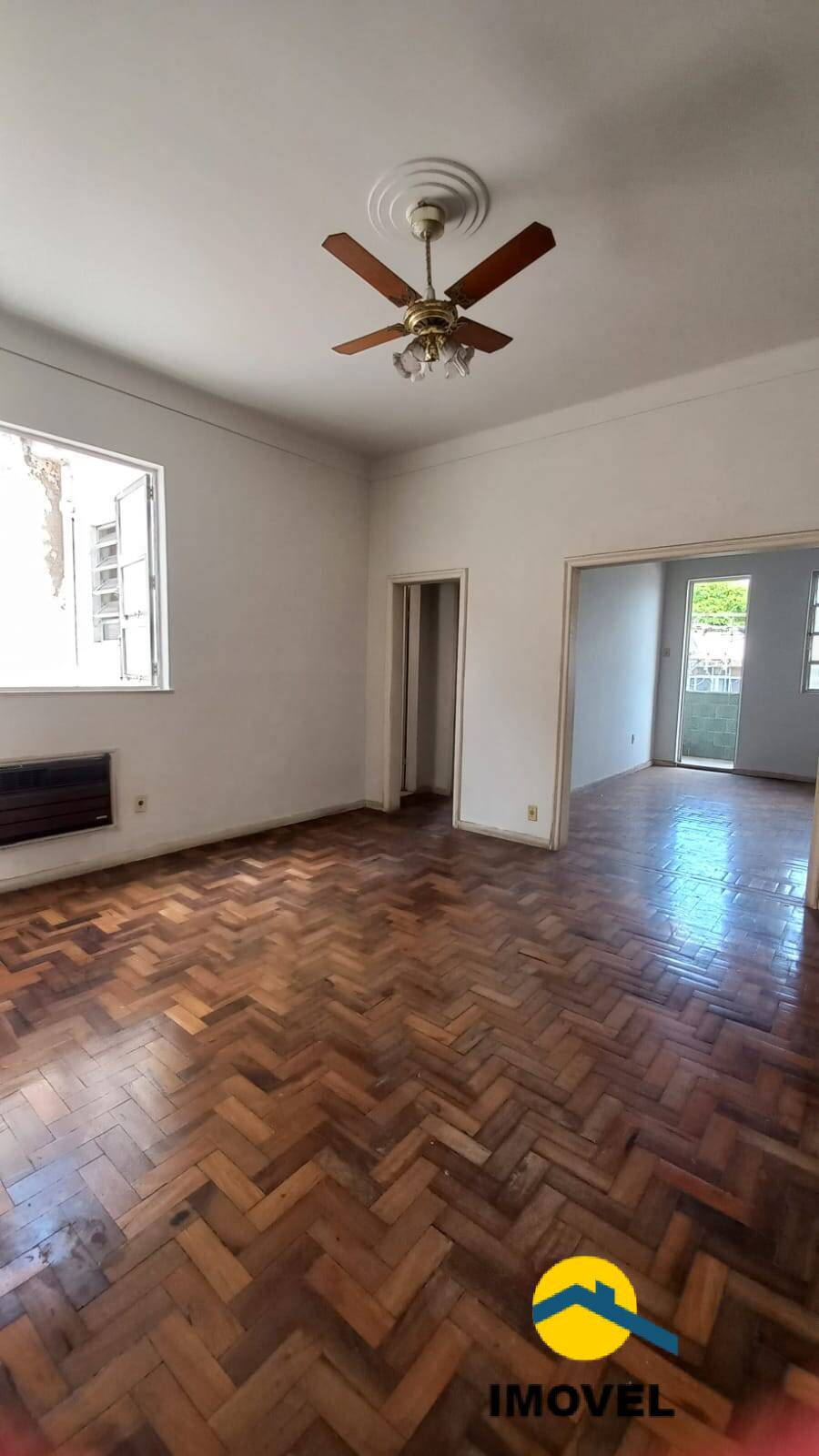 Apartamento à venda com 2 quartos, 94m² - Foto 2