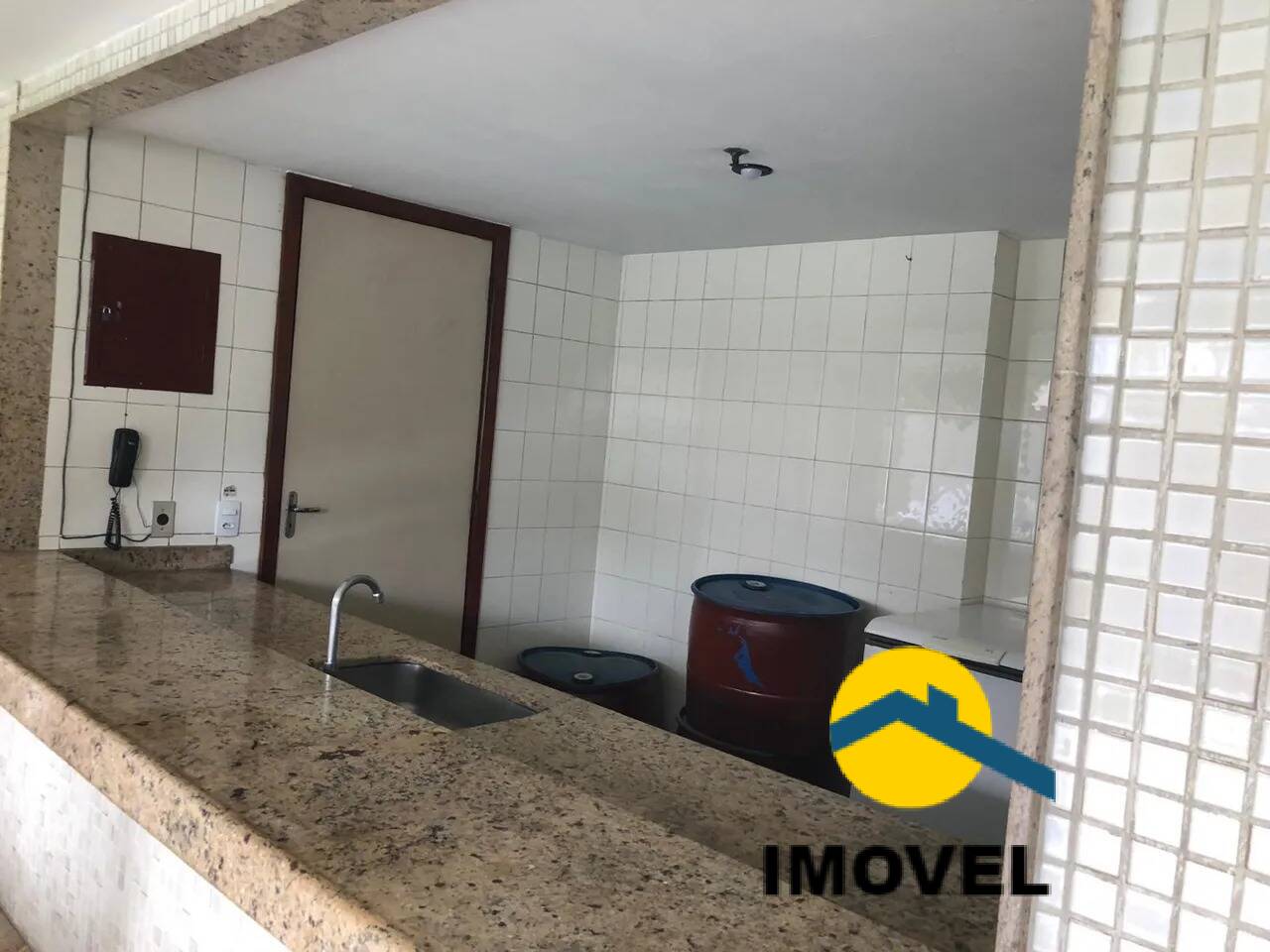 Apartamento à venda com 2 quartos, 75m² - Foto 14