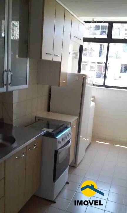 Apartamento à venda com 2 quartos, 75m² - Foto 11