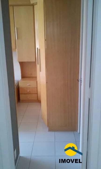 Apartamento à venda com 2 quartos, 75m² - Foto 3