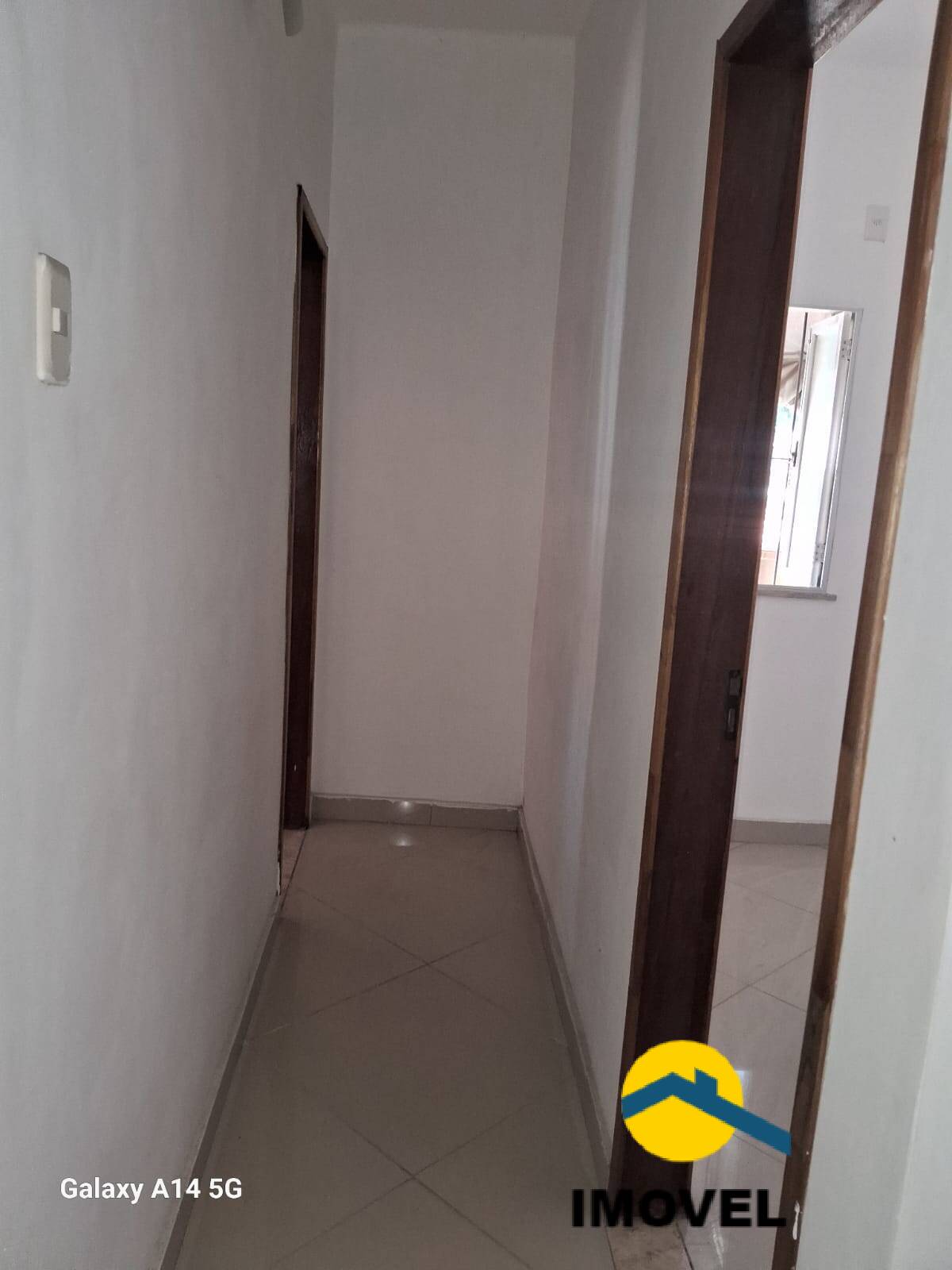 Casa à venda com 2 quartos, 48m² - Foto 8