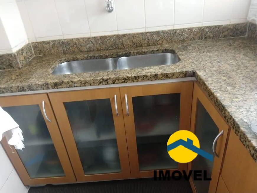 Apartamento à venda com 2 quartos, 85m² - Foto 18