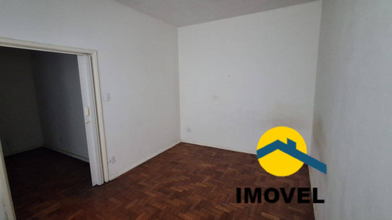 Apartamento à venda com 1 quarto, 42m² - Foto 1