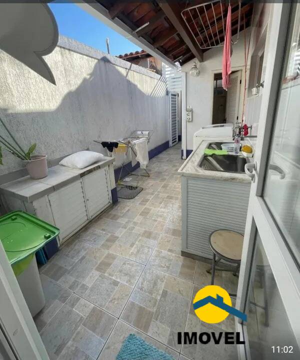 Casa à venda com 3 quartos, 152m² - Foto 11