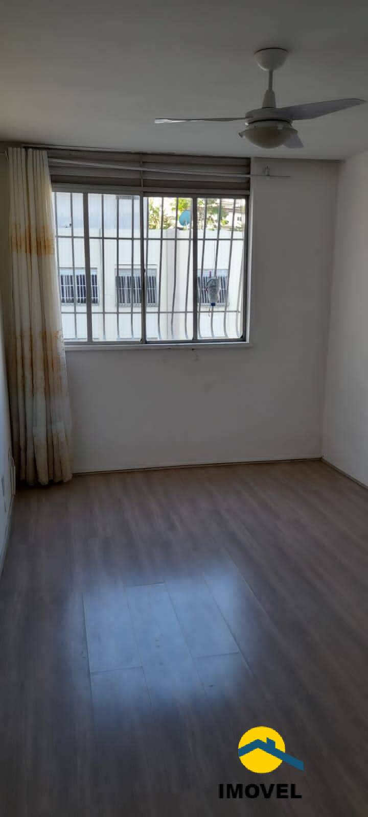 Apartamento à venda com 2 quartos, 65m² - Foto 9