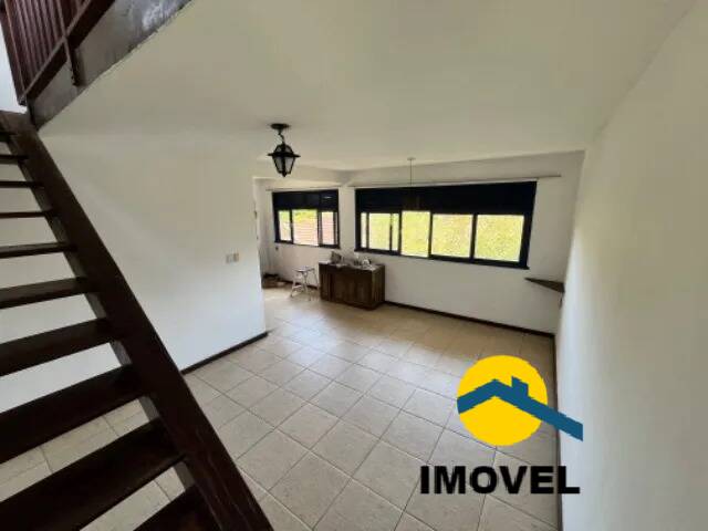 Casa à venda com 3 quartos, 180m² - Foto 5