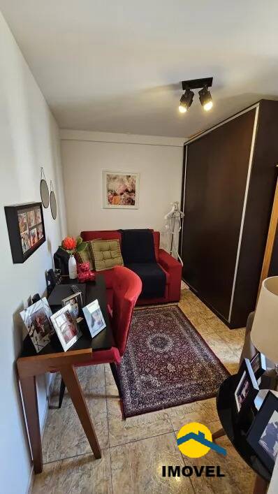 Apartamento à venda com 2 quartos, 75m² - Foto 8