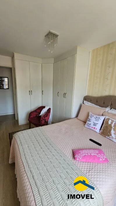 Apartamento à venda com 2 quartos, 75m² - Foto 7