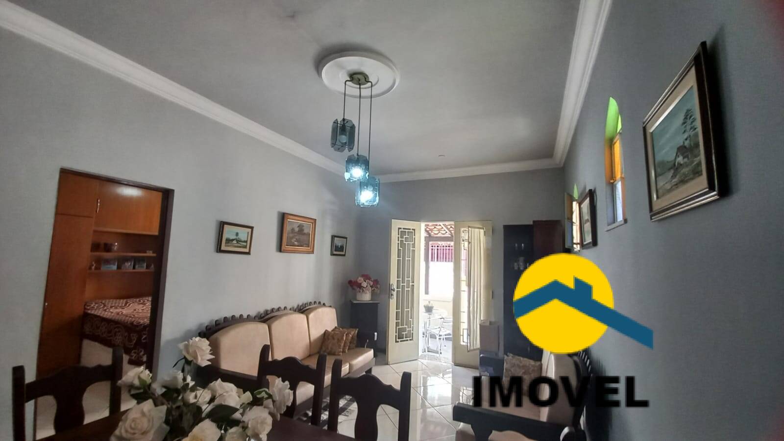 Casa à venda com 3 quartos, 120m² - Foto 2