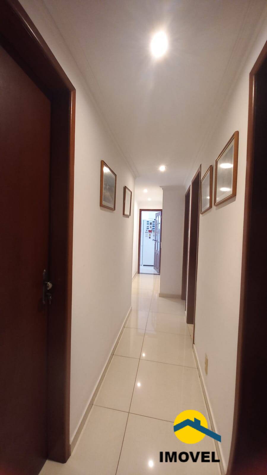 Apartamento à venda com 4 quartos, 220m² - Foto 33