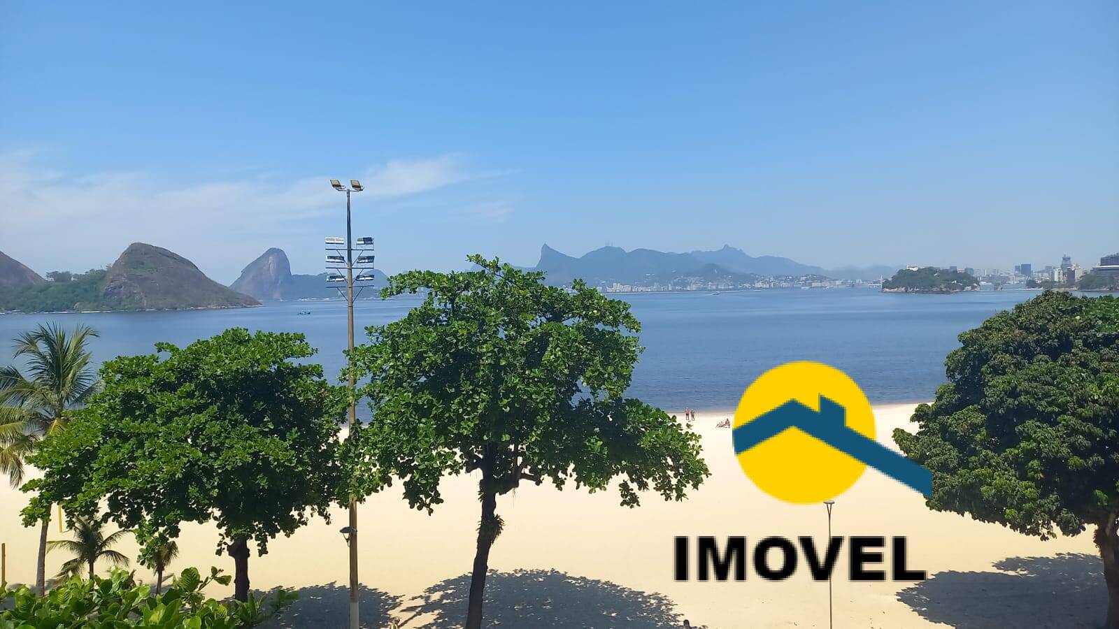 Apartamento à venda com 4 quartos, 220m² - Foto 7