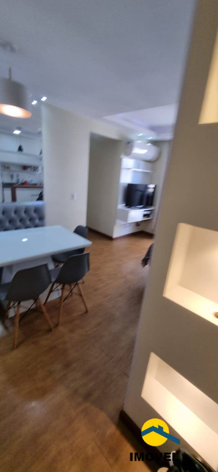 Apartamento à venda com 2 quartos, 60m² - Foto 2