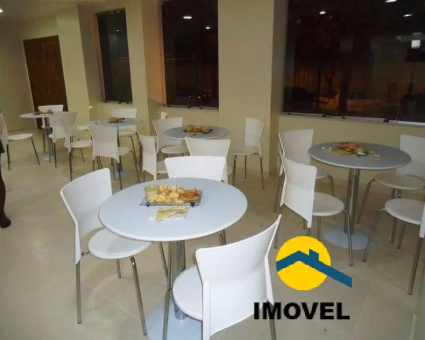 Apartamento à venda com 2 quartos, 65m² - Foto 8