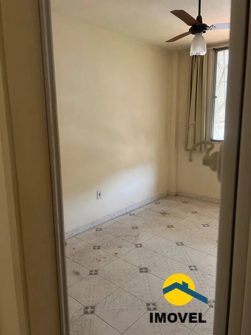 Apartamento à venda com 2 quartos, 65m² - Foto 4