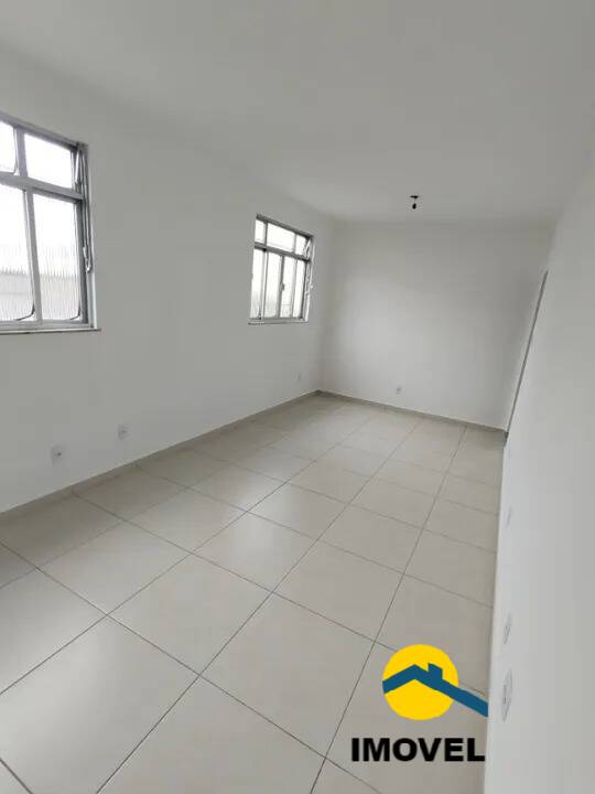 Casa à venda com 3 quartos, 160m² - Foto 1