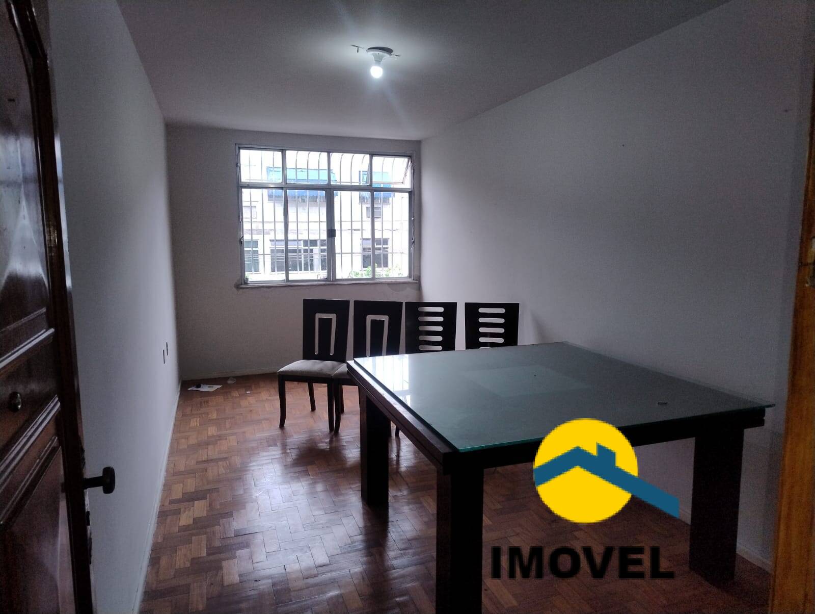 Apartamento à venda com 2 quartos, 80m² - Foto 3