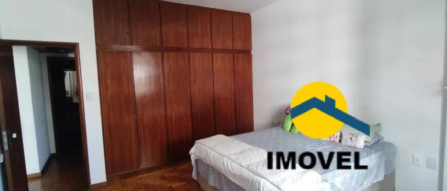 Apartamento à venda com 3 quartos, 200m² - Foto 6