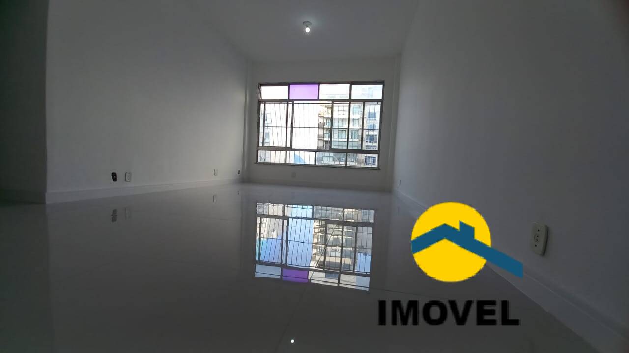 Apartamento à venda com 3 quartos, 130m² - Foto 7