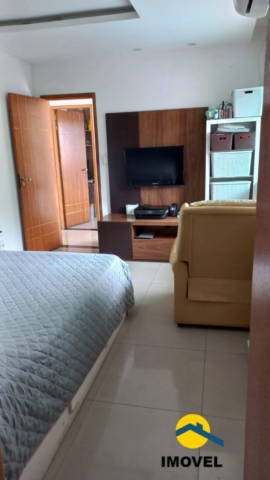 Casa de Condomínio à venda com 4 quartos, 213m² - Foto 3