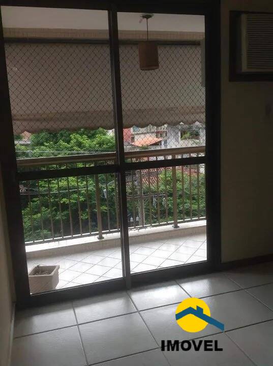 Apartamento à venda com 2 quartos, 90m² - Foto 3