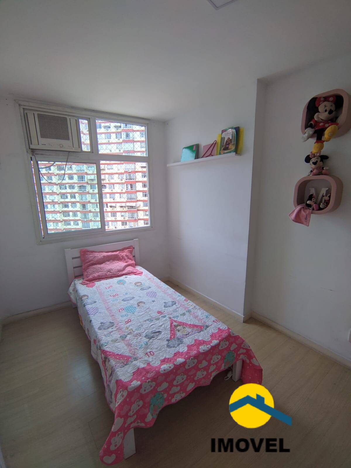 Apartamento à venda com 2 quartos, 75m² - Foto 9