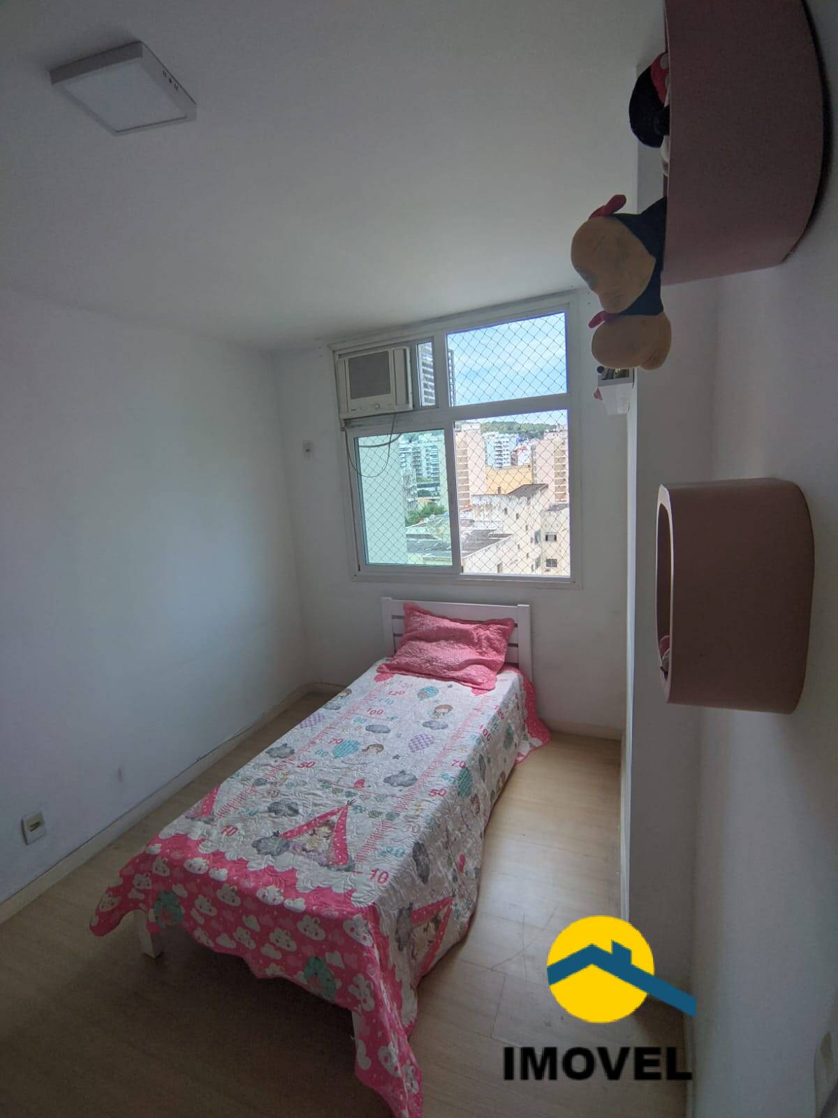 Apartamento à venda com 2 quartos, 75m² - Foto 10