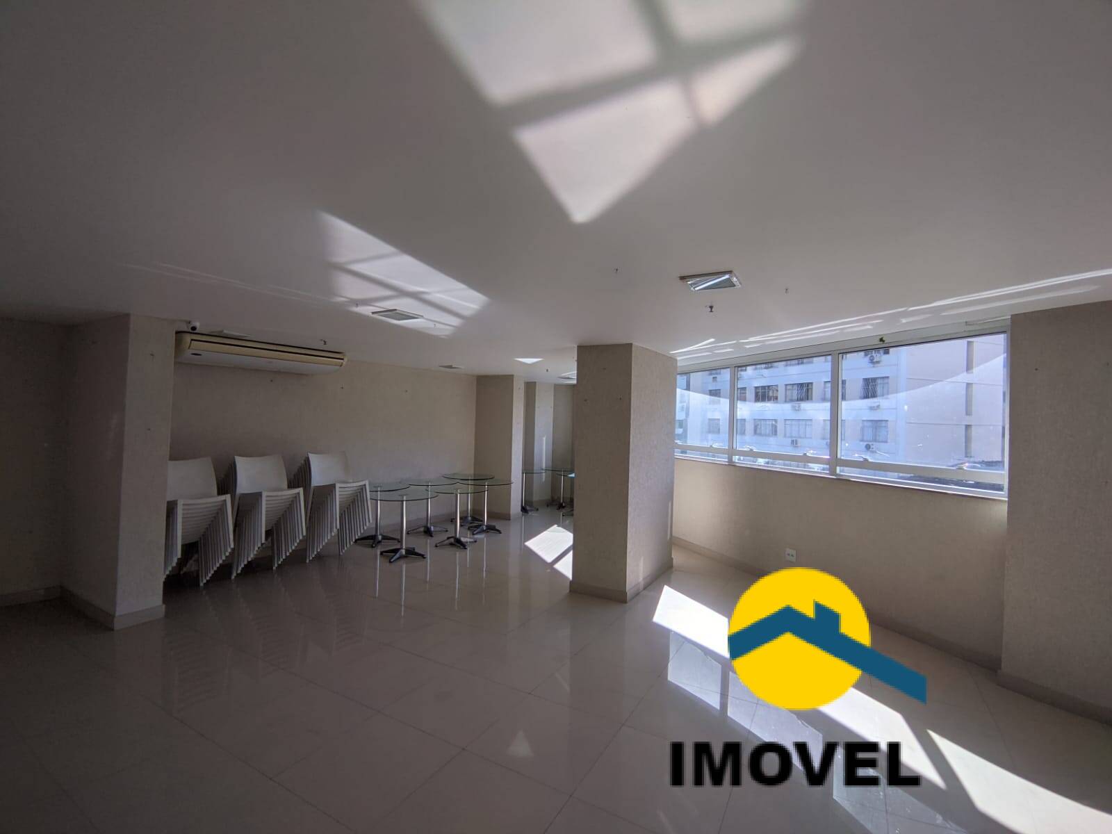 Apartamento à venda com 2 quartos, 75m² - Foto 21