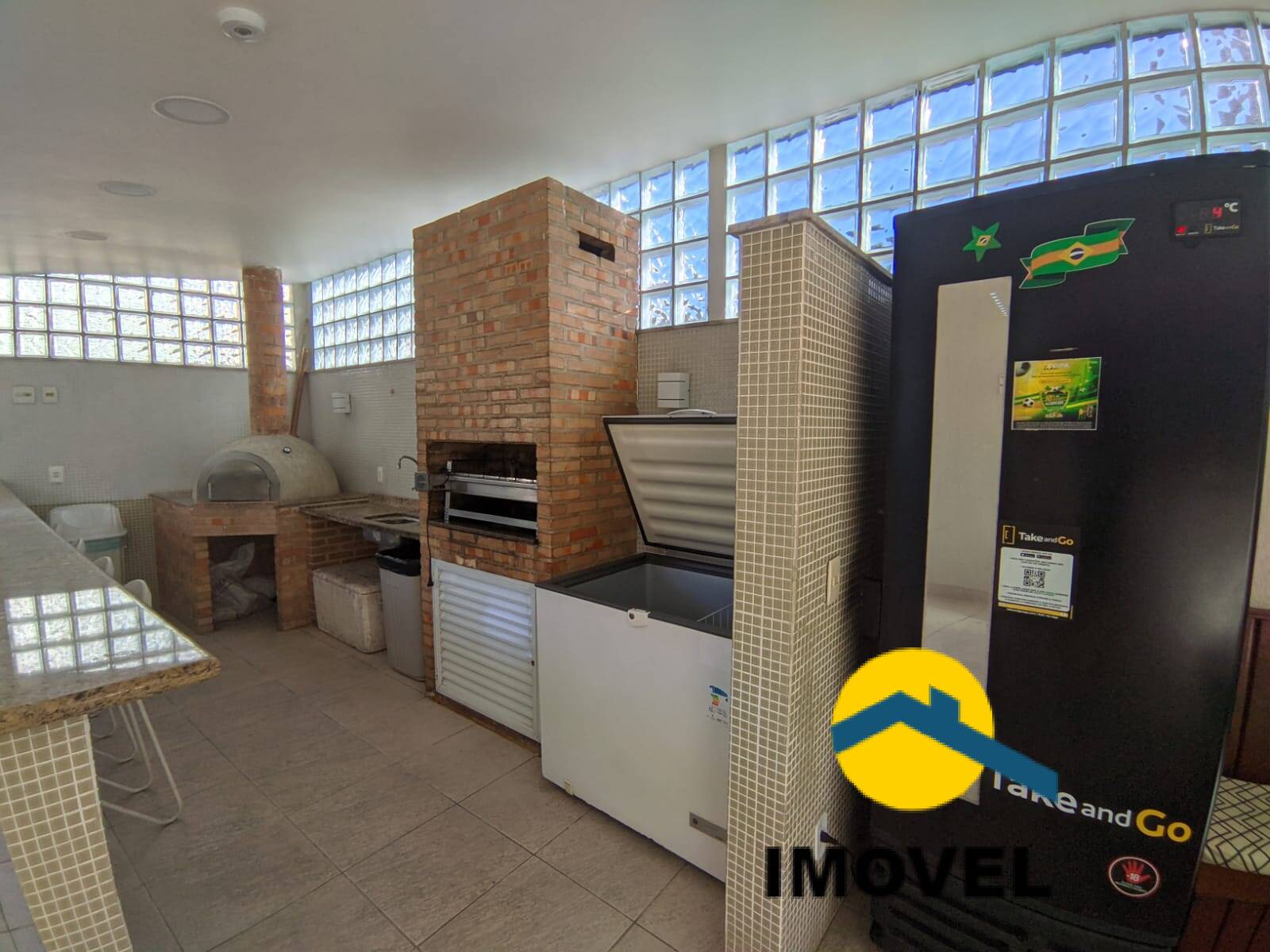 Apartamento à venda com 2 quartos, 75m² - Foto 19