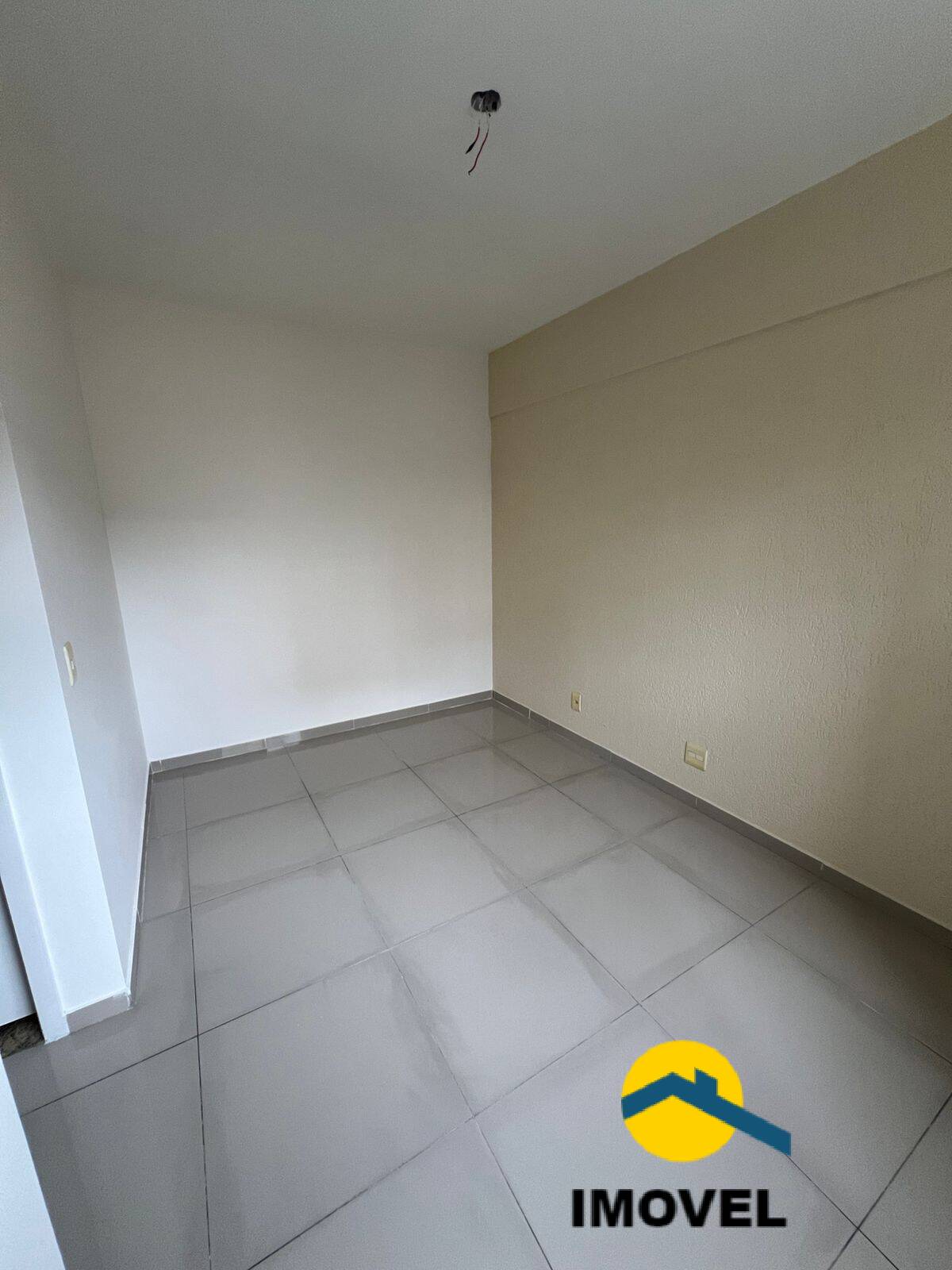 Apartamento à venda com 3 quartos, 76m² - Foto 8