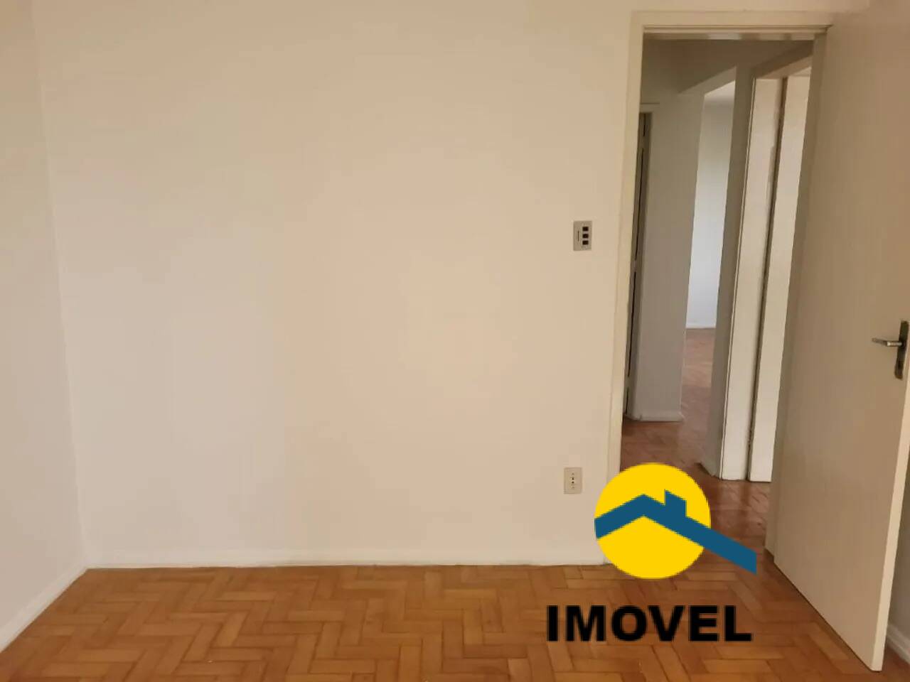 Apartamento à venda com 2 quartos, 65m² - Foto 4