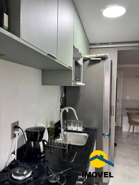 Apartamento à venda com 2 quartos, 80m² - Foto 11