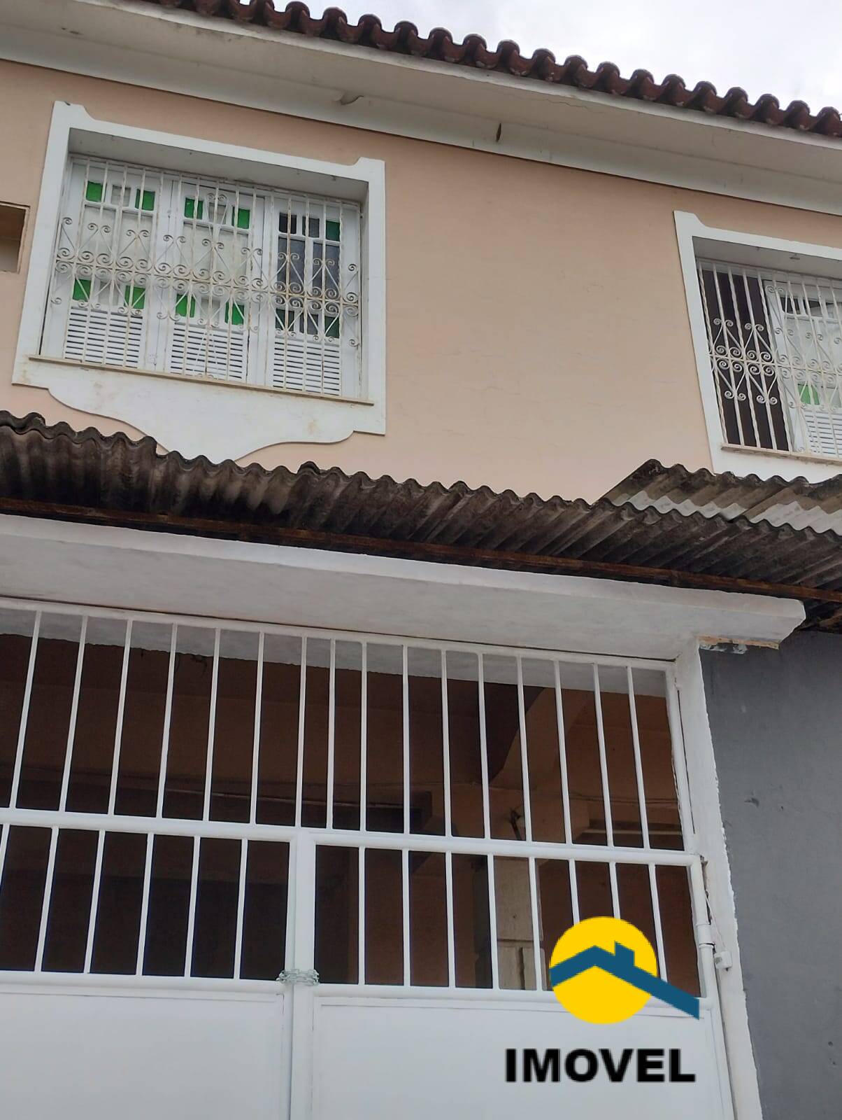 Casa à venda com 3 quartos, 160m² - Foto 1