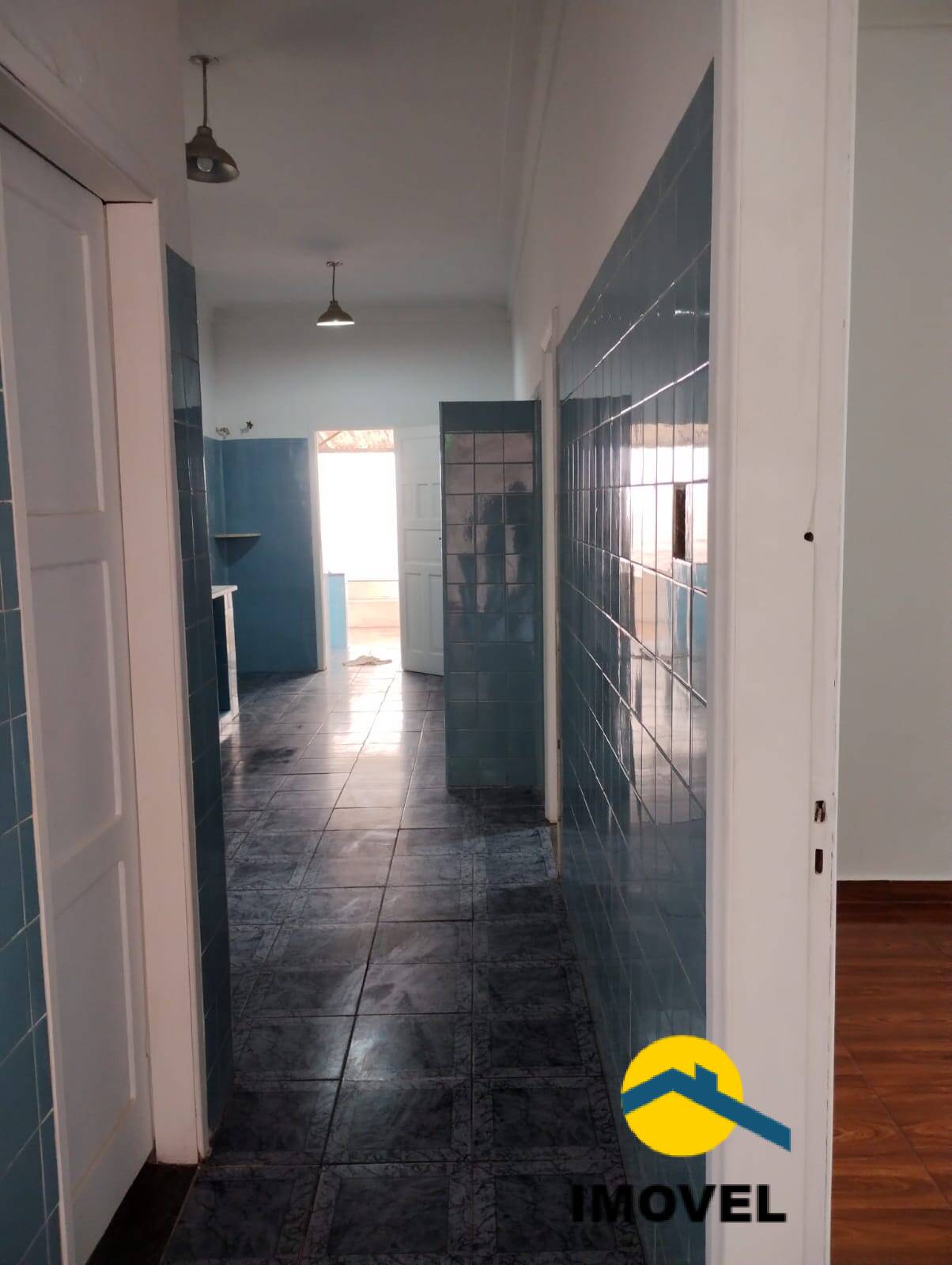 Casa à venda com 3 quartos, 160m² - Foto 11